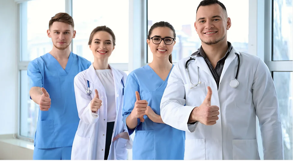 ¿Quiénes son los médicos de Emermédica?